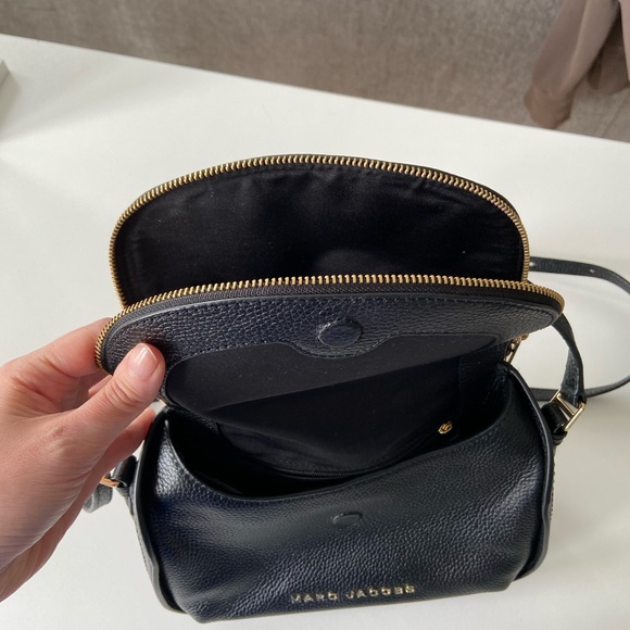 Marc Jacobs The Groove Mini Messenger Bag - Picture 9 of 12